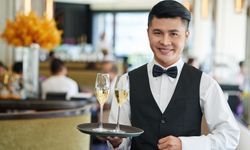 Host / Hostess (Hotel F&B)