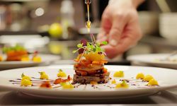 Pastry Cook 1 / Chef de Partie