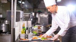 Demi Chef De Partie