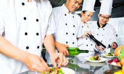 Kitchen Crew