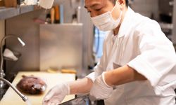 Kitchen Crew (Japanese Cuisine) 