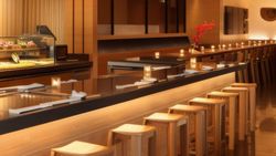FLOOR STAFF