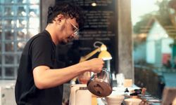 Part-Time Service Crew (Halal Concept)